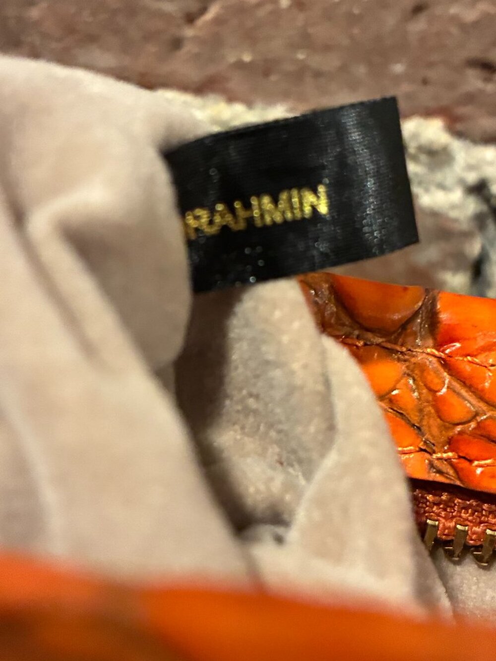 Brahmin~ NWT!!~ Rare Rosalyn Wristlet (Retail: $65) - Picture 10 of 15